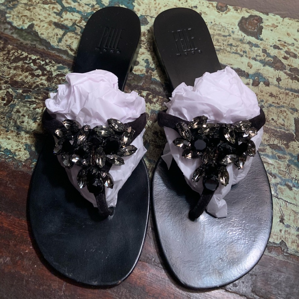 PELLE Moda | black suede and rhinestones sandal